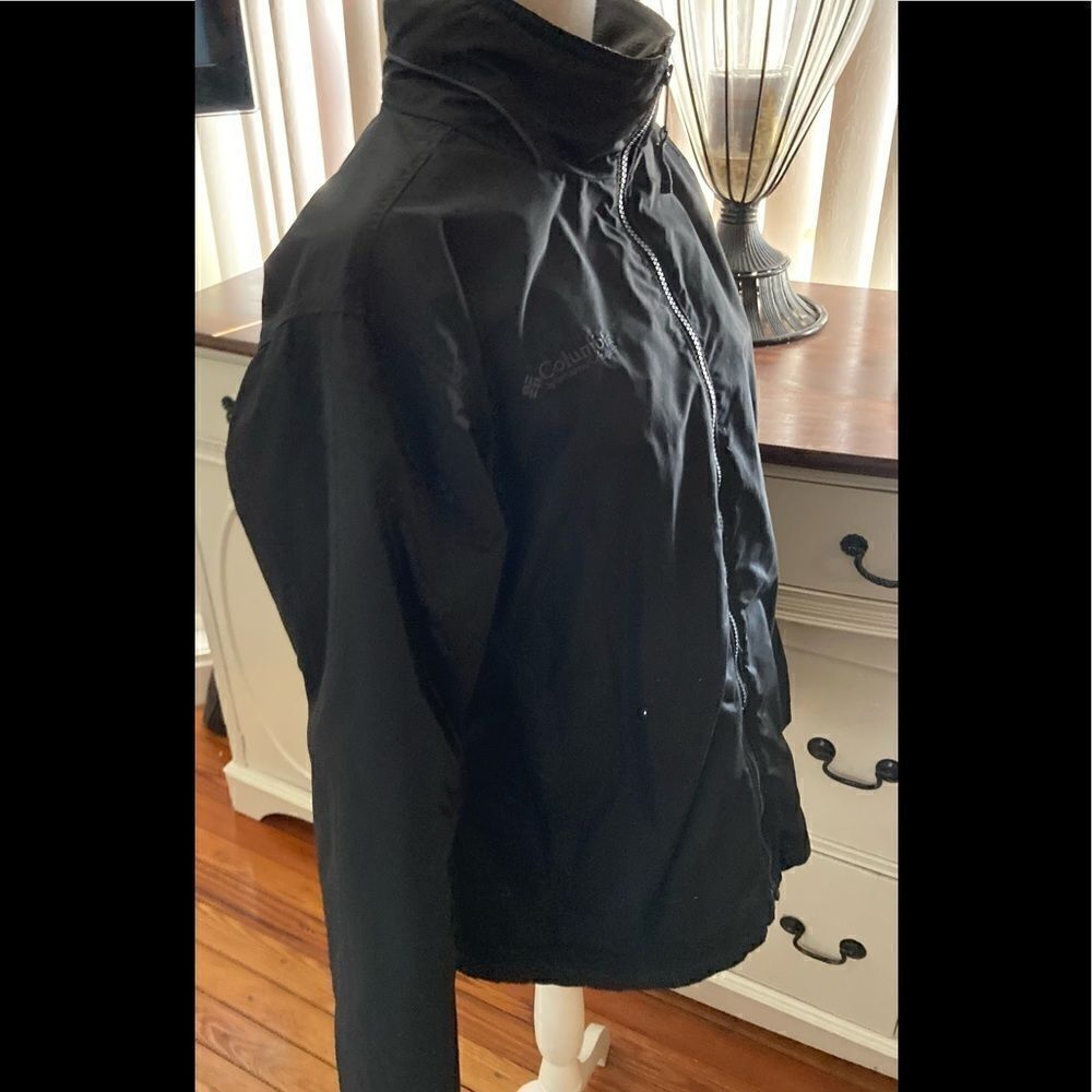 Columbia Navy Blue Windbreaker Jacket Full Zip Lightweight Outdoor Coat Large - Picture 5 of 9